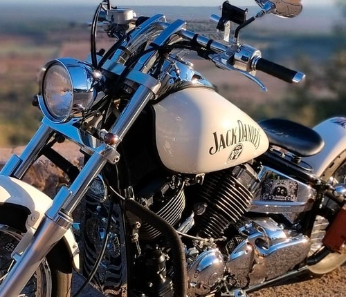 Location De Motos Custom Harley Majorque JACK 650Cc